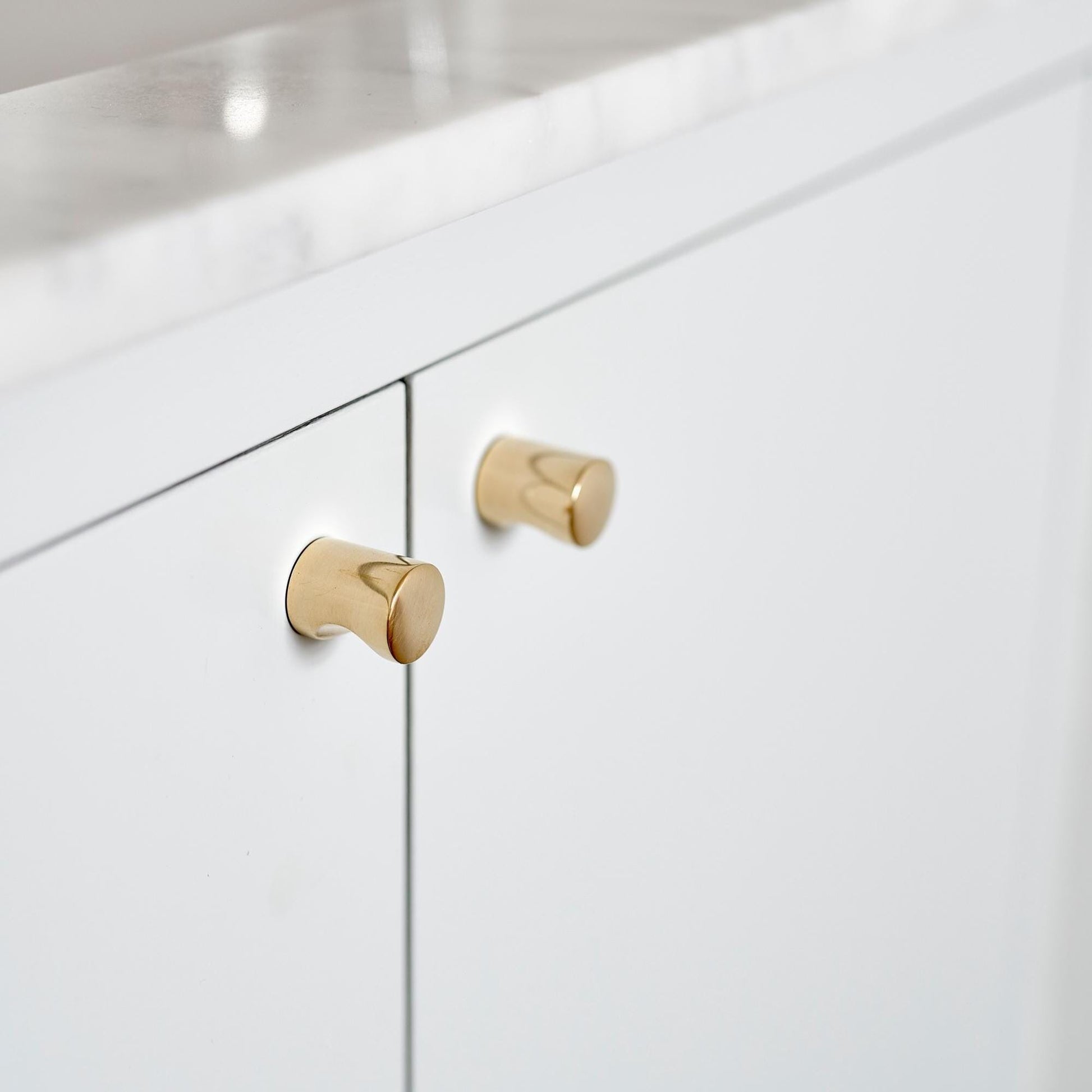 Furnipart Tumbler Round Knob Untreated Brass Polished 21mm